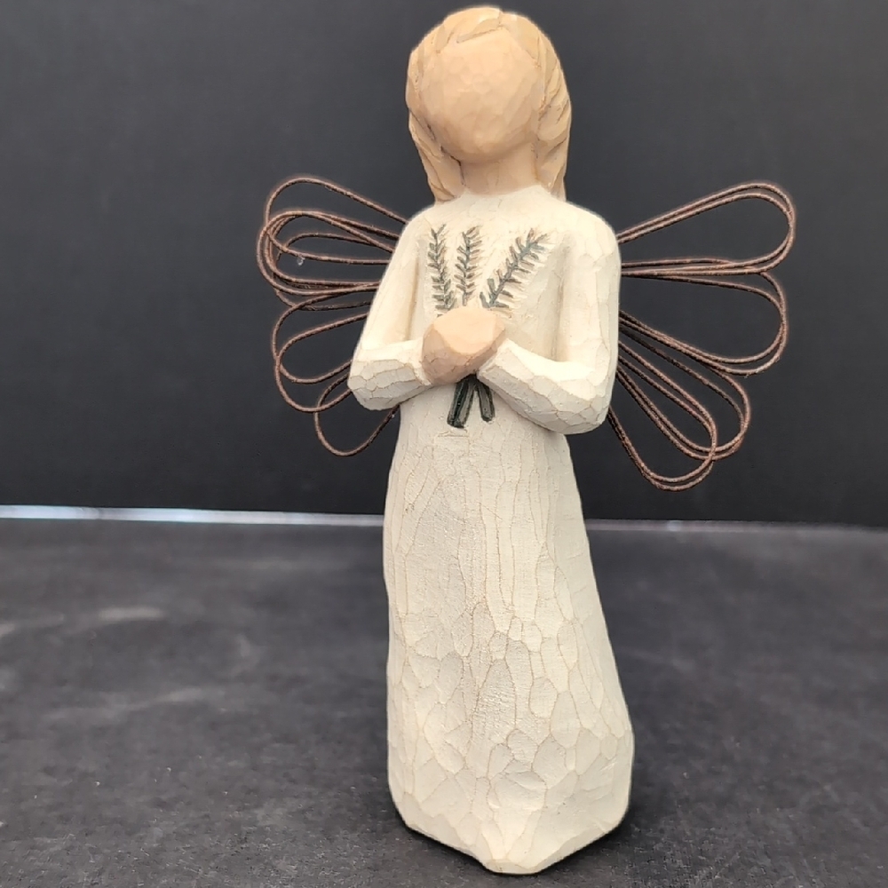 Willow Tree 2001 Angel Of Remembrance Figurine.